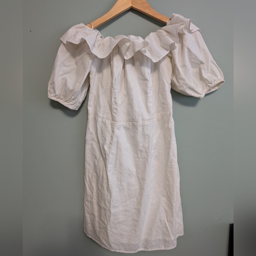 H&M Line Ruffle Off-Shoulder Dress